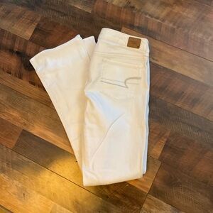 American Eagle Outfitters White Low Rise Skinny Kick Women Stretch Jeans